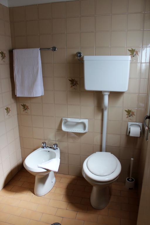 Hotel Leda Rimini Phòng bức ảnh