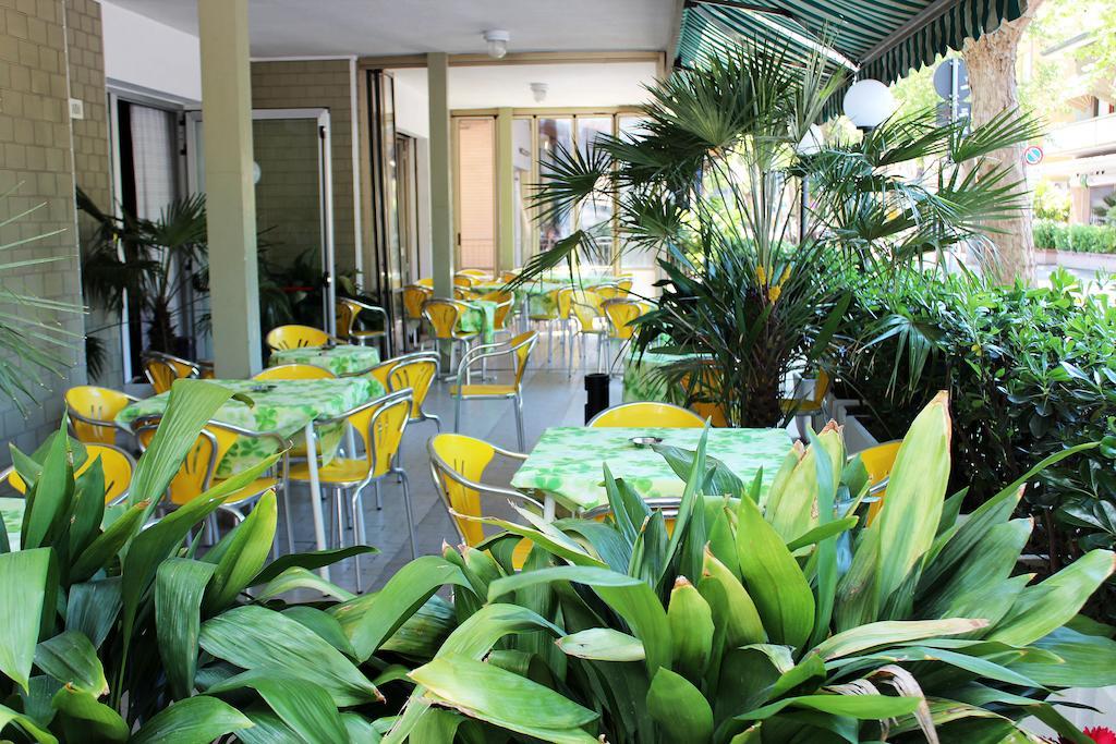 Hotel Leda Rimini Ngoại thất bức ảnh